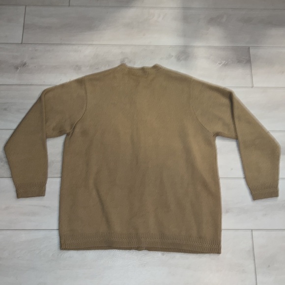 Grandma’s Sweater - Picture 6 of 6